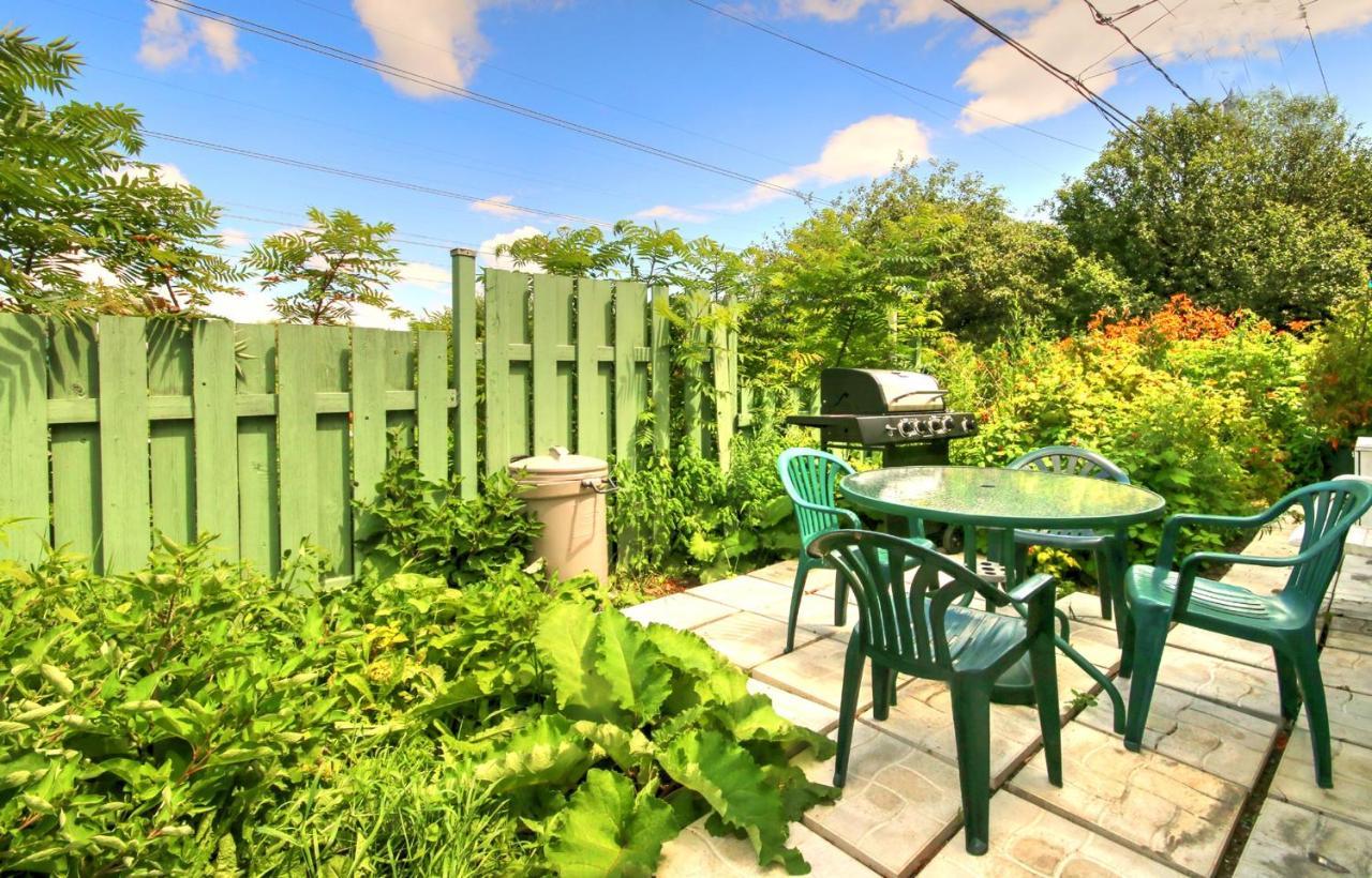 Vieille Maison Rustique Espace Interessant Quebeque Exterior foto