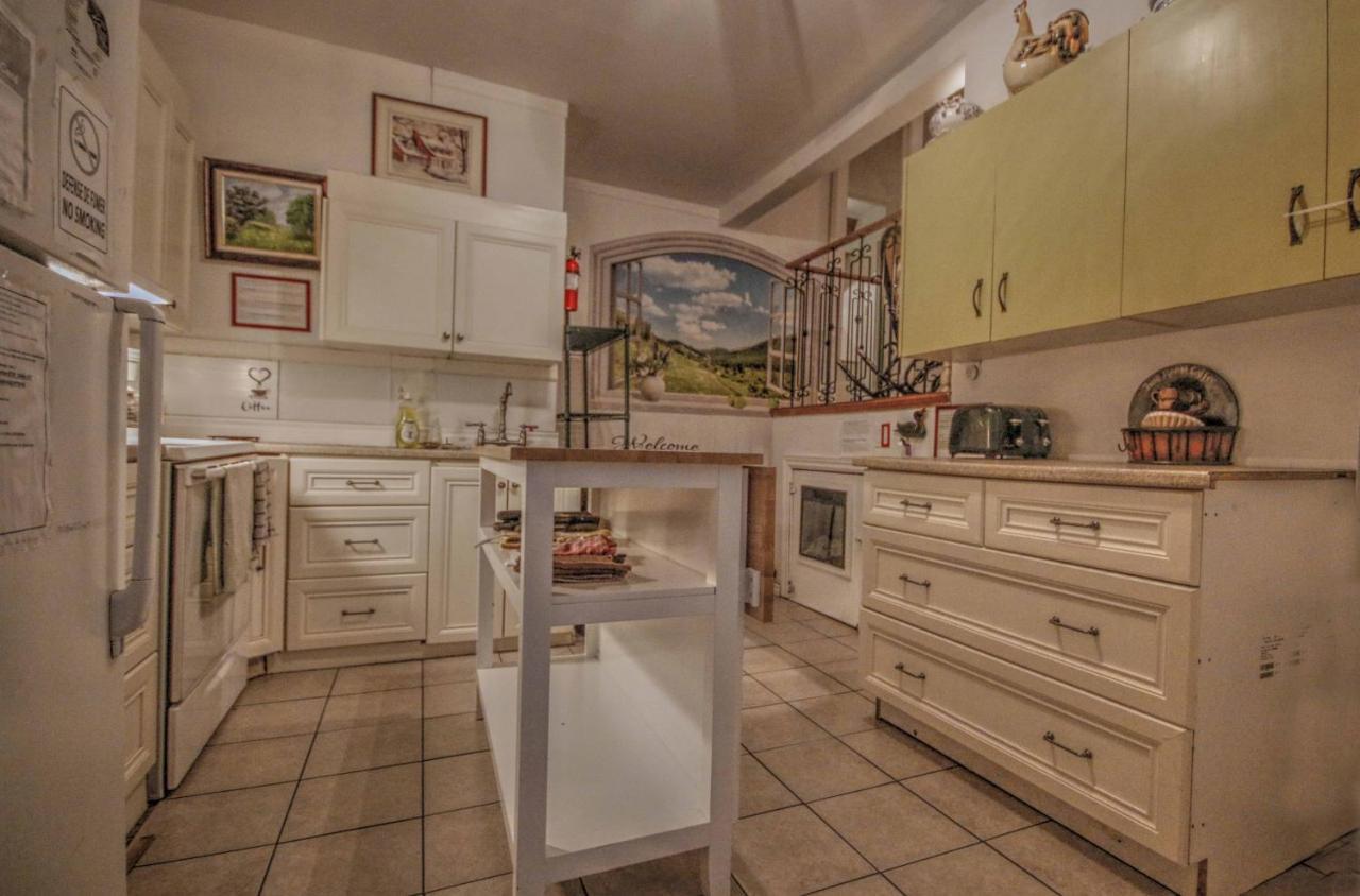 Vieille Maison Rustique Espace Interessant Quebeque Exterior foto