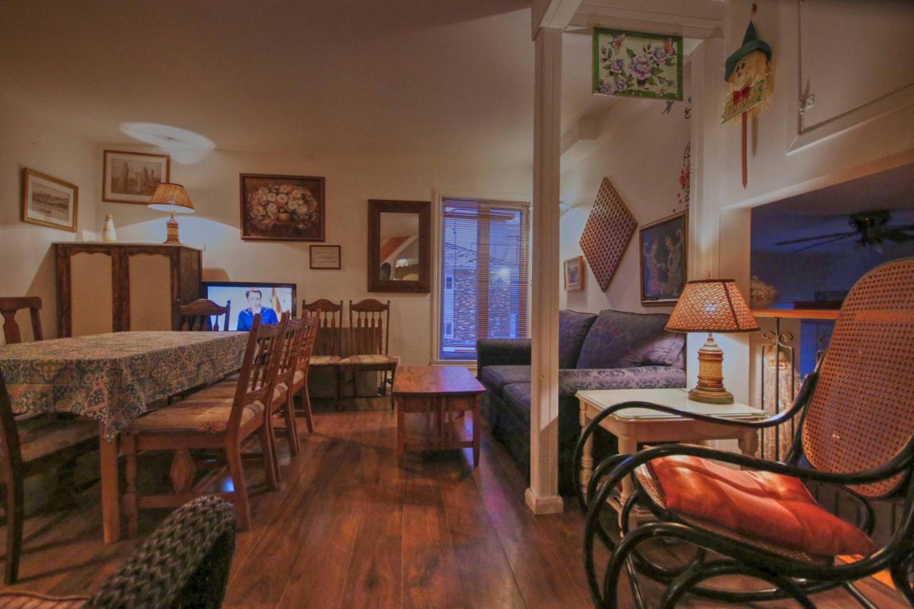 Vieille Maison Rustique Espace Interessant Quebeque Exterior foto