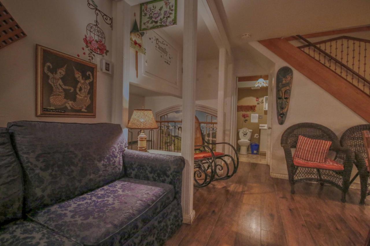 Vieille Maison Rustique Espace Interessant Quebeque Exterior foto