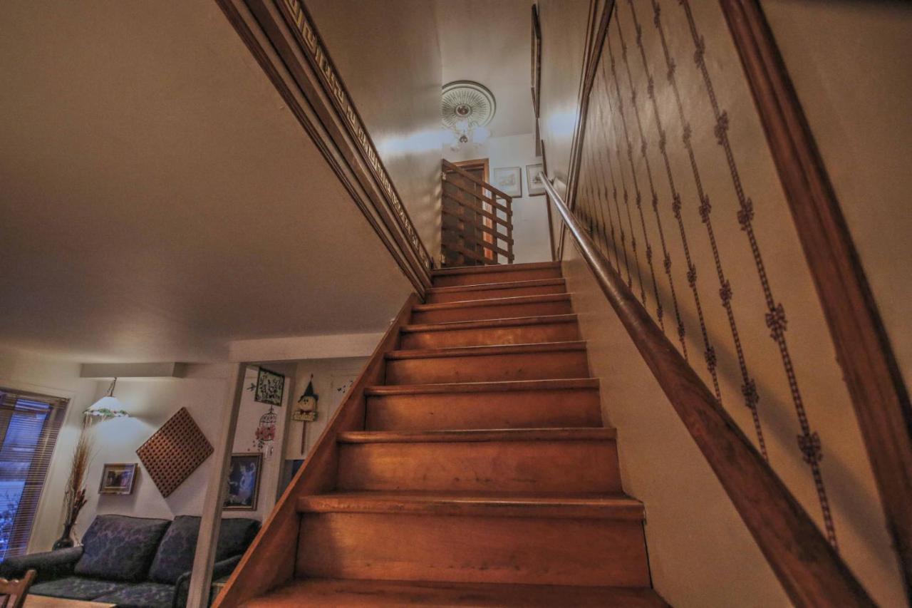 Vieille Maison Rustique Espace Interessant Quebeque Exterior foto
