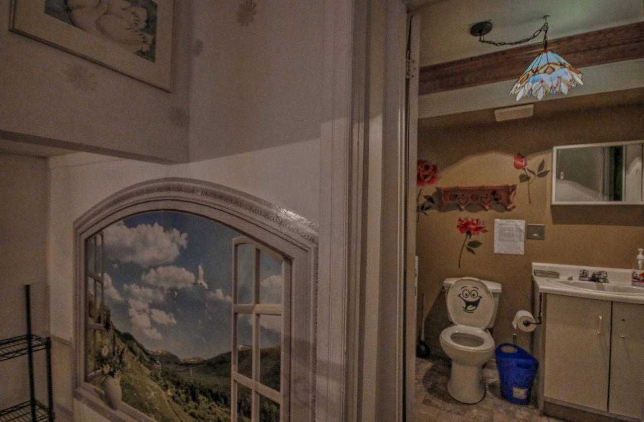 Vieille Maison Rustique Espace Interessant Quebeque Exterior foto